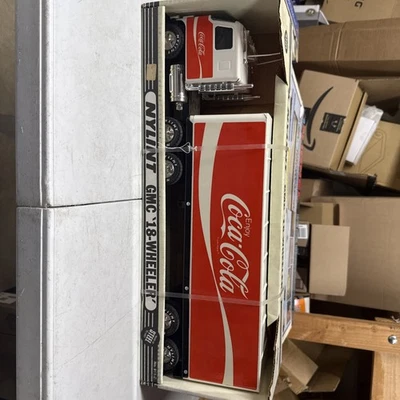 Vintage Nylint Coca Cola Classic GMC 18 Wheeler Semi Truck Pressed Steel - Image 1 of 4
