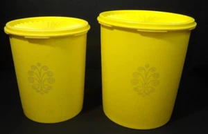 Contenedores de anidación amarillos Tupperware vintage con tapas #808 #809 - Imagen 1 de 20