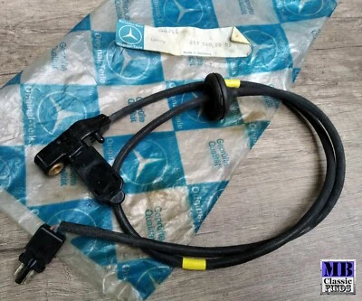 Mercedes Benz W201 190 190E 190D Righ Front Brake Lining Wear Cable Indicator  - Image 1 of 4