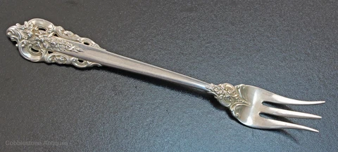 SPECIAL OFFERING 2 Wallace Sterling Grande Baroque Cocktail Forks Cover