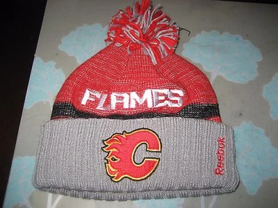 MENS CALGARY FLAMES REEBOK Winter BEANIE CUFFED POM HAT GRAY/RED NWT - Image 1 of 2