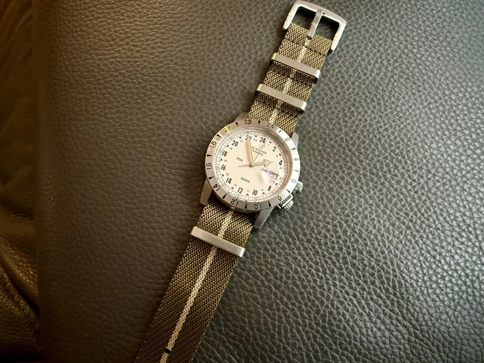 Glycine Airman Noon Limited Edition 3904.14.TB9 Swiss Automatic Watch 42mm - image 1 of 4