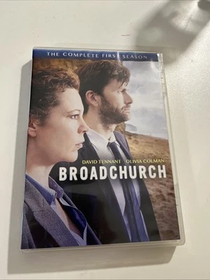 Broadchurch: The Complete First Season (DVD, 2014, 3-Disc Set) - Imagem 1 de 4