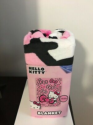 Brand New Hello Kitty Twin/full Plush Blanket 62 X 90 Pink Animal Print • 18.99$