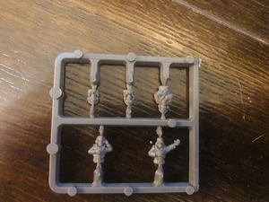 15 mm 1/100 Kriegsflammen deutscher Panzerkommandant Kunststoffanguss - Bild 1 von 1