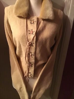 Easel Faux Fur Collar Carmel Color   Cameo Buttons Wool S - Image 1 of 4