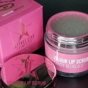 JEFFREE STAR Cosmetics Velour Lip Scrub Candy Necklace New in Box - Picture 1 of 6