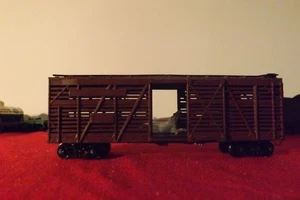 Ho Scale Cattle Car With Horse brown - Picture 1 of 4