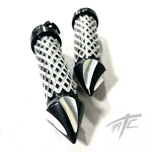 GRIPS BLACK CONTRAST CUT DIAMOND PATTERN SPIKES FOR ALL SUZUKI GSXR 600 750 - Picture 1 of 6