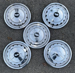 (5X) - 1957 57 Chevy BELAIR IMPALA NOMAD Hubcap Wheel Covers Center Cap Vintage - Picture 1 of 7