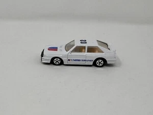 United Airlines #02 Ground Support Equipment Diecast Car - Picture 1 of 6