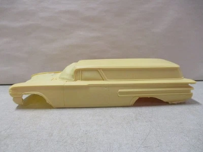 1959 Chevrolet Brookwood универсал резиновый кузов 1/25 - Изображение 1 из 4