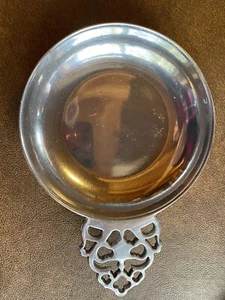 Vintage Pewter RWP Wilton Columbia PA Bowl Dish Scalloped Handle USA - Picture 1 of 10