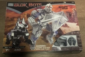 NEW SEALED OLD STOCK MEGA BLOKS TRANSFORMING BLOK BOTS 9356 Knight & Wolf - Picture 1 of 3