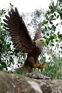 Flying Eagle Figure Garden Statue 2 Sizes Garden Decor Backyard Lawn Display - Picture 1 of 8