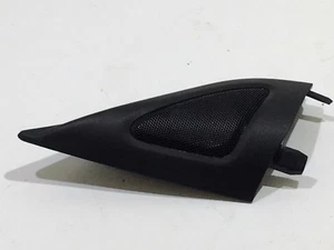 ALTAVOZ MITSUBISHI OUTLANDER 2006 MOLDURA LADO PASAJERO DELANTERO MR456047 03-2006 - Imagen 1 de 5