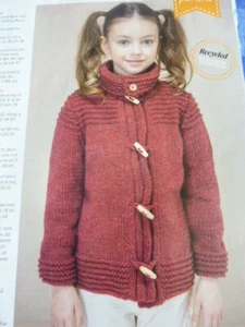 PatternTo Knit Kinder Strickjacke aus Aran Wolle - in Größen 4-10 Jahre - Bild 1 von 1