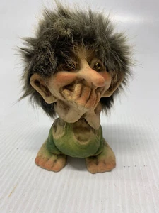 New Nyform Troll Covering The Mouth 1964 FREE SHIPPING - Picture 1 of 6