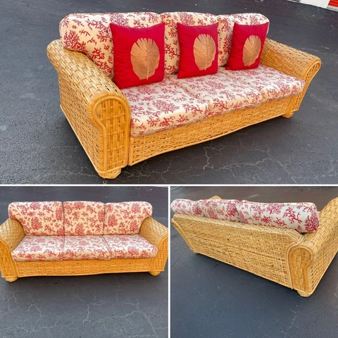 OUTSTANDING EARLY 20TH CENTURY RATTAN SOFA FROM RALPH LAUREN Cover