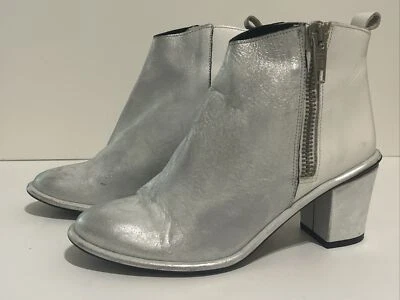 女式 Miista 白色和银色皮靴 37 码 EU — 第 1/4 张图片