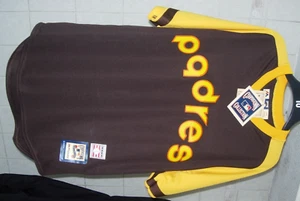 San Diego Padres Tony Gwynn Majestic Cooperstown Baseball Jersey Size: M - Picture 1 of 4