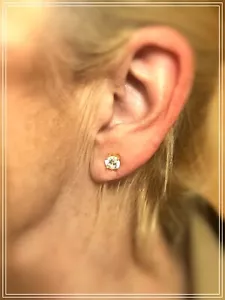Goldohrstecker - Ohrschmuck - Zirkonia - Ohrstecker 6 mm - Silber 925 vergoldet - Bild 1 von 4
