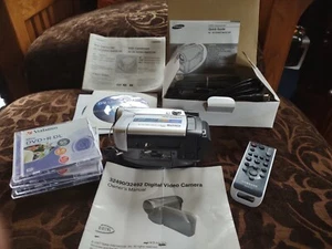 Samsung SC DC164 Digital Camcorder Without charger Preowned Bundle Untested Part - Picture 1 of 8