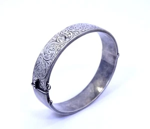 Antique BRAVINGTONS Ltd "BS" 1941 Birmingham Sterling Silver Bangle Bracelet - Picture 1 of 9