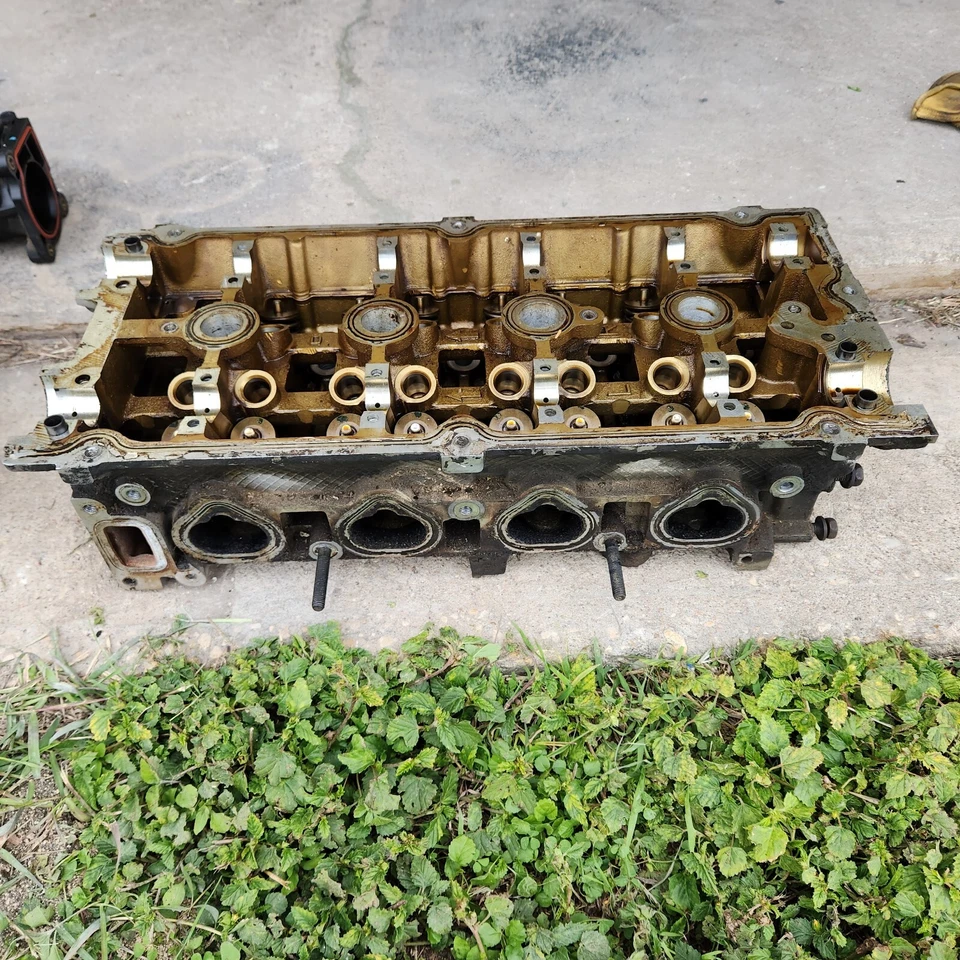 Culata, PT Cruiser 2001, 2,4 L normalmente aspirado Foto 1 de 1