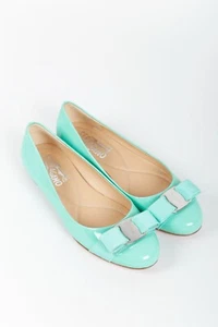 LIKE NEW! Salvatore Ferragamo Turquoise Patent Leather Vara Bow Flats Size 5.5 - Bild 1 von 9