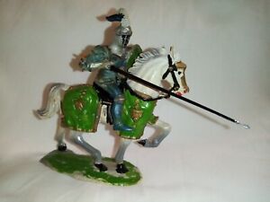 Elastolin -  Chevalier en armure avec lance sur cheval caparaçonné - XVe siècle