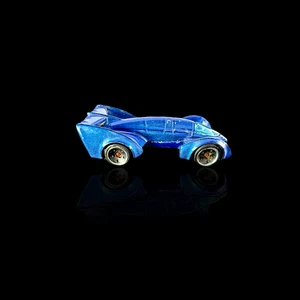 HOT WHEELS ~ BATMAN LIVE TOUR BATMOBILE ~ BLUE 1:64 COLLECTIBLE DIECAST CAR - Picture 1 of 6