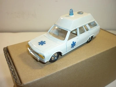 1/43 SOLIDO PEUGEOT 504 BK AMBULANCE - Photo 1/3