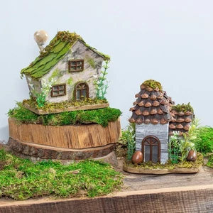 Woodland House Angled Roof, Set of 2 - Picture 1 of 7