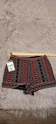FOREVER 21 Women Red/Black Embroidered Mid Rise Geometric Classic Shorts Size XS - Image 1 of 4