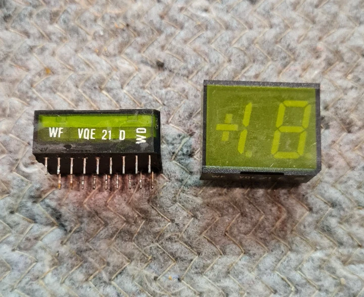 2x VQE 21 E Ziffernanzeige 12,7mm - Image 1 of 1