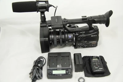 Sony HVR-Z7 High Definition DV Camcorder - Image 1 of 4
