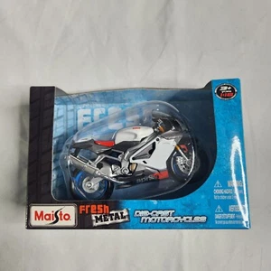 MAISTO 1:18 Aprilia - Die Cast Motorcylcle Fresh Metal - Picture 1 of 5