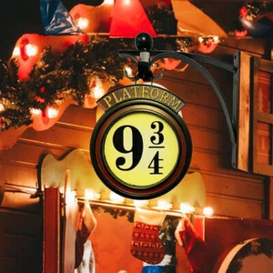 Harry Potter hängende 9 3/4 Nachtlicht Wandleuchte Dekoration Lampe Geschenk für Kinder - Bild 1 von 7
