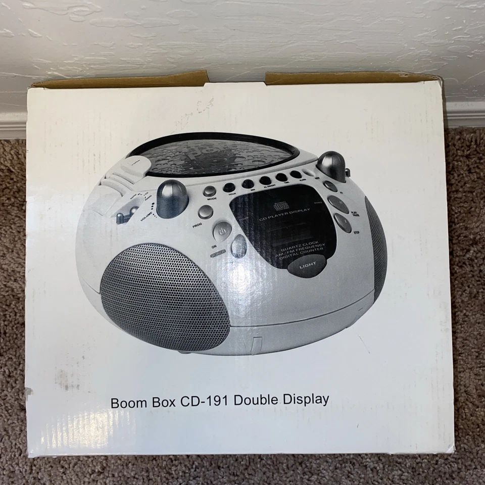 Radio Reloj CD Ducha Vintage Modelo 191 (NO FUNCIONA LEER DESCRIPCIÓN) Foto 1 de 4