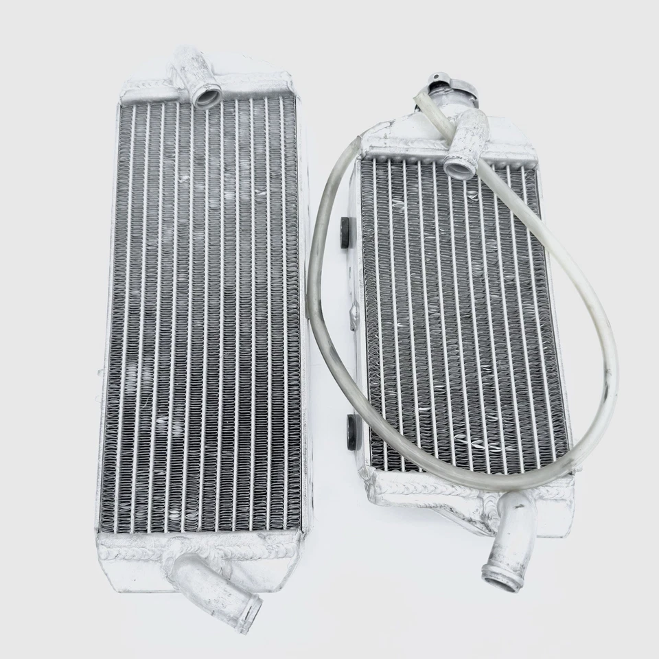 Juego de radiadores izquierda y derecha Kawasaki KX450F KX450 GPI 2016-2023 Foto 1 de 4