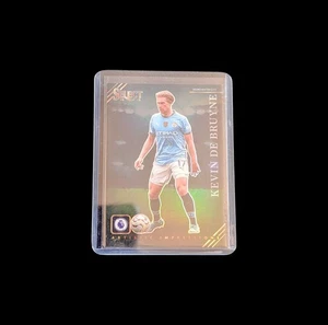 2024-25 Panini Select Premier League - Kevin de Bruyne Artistic Impressions - Bild 1 von 1