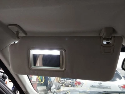 Driver Sun Visor Illuminated Fits 14-15 RANGE ROVER SPORT 3067918 - Изображение 1 из 4