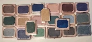 21 MARY KAY POWDER PERFECT EYE COLOR Oldusedas shown StockCcm2 - Picture 1 of 1