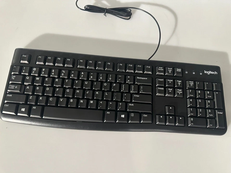 Tastatur USB US Layout QWERTY schwarz Logitech K120 Keyboard mit Kabel - Bild 1 von 4