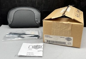 TA@9.35 Harley-Davidson Compact Passenger Backrest Pad 52300617 - Foto 1 di 8
