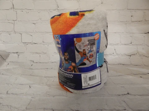 LEBRON JAMES SPACE JAM A NEW LEGACY PLUSH THROW 46X60IN Cover