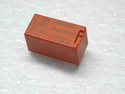 miniature PCB relais schrack RE030012 ~ 250Vac 6A ,étanche ,1NO ,coil 12Vdc(5A1)