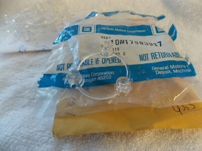 NOS Steering Wheel Horn Cap Bushing Connector 17983937 Genuine GM Blazer C10 Foto 1 de 4