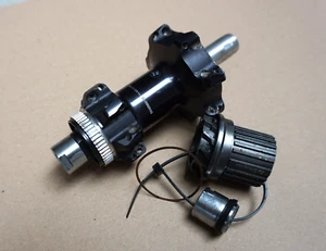 Shimano XT Hinterrad Nabe FH-M8110-BS Center Lock schwarz (A024-353) - Bild 1 von 4